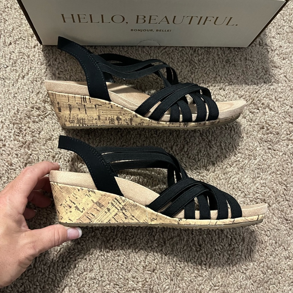 Life Stride Women's Black Sandals